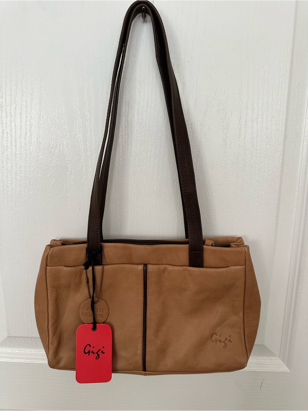 NWT Gigi Genuine Leather Multi-Pocket Organizer Bag